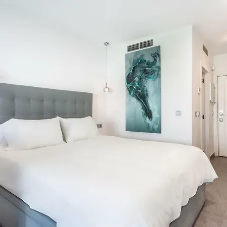 Apartment By Riva - Exclusive, Contemporary In Puerto Banus Gardens *